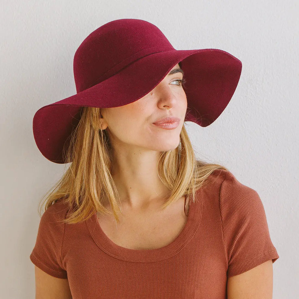 Zoe Capeline - SUNHATS EUROPE